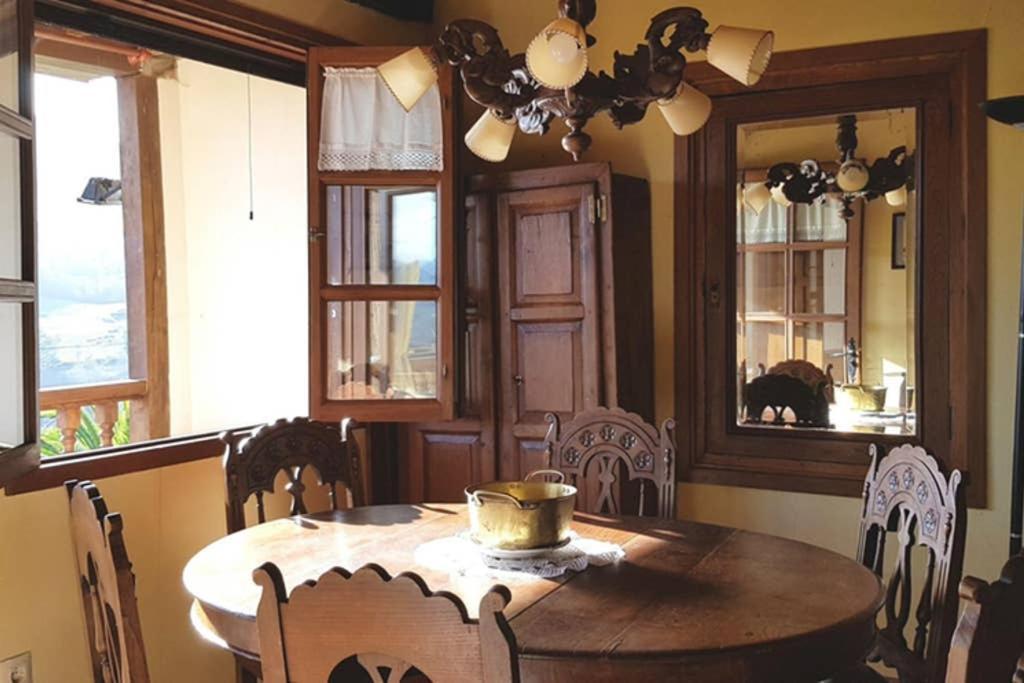 Borines Casa La Capillaヴィラ エクステリア 写真